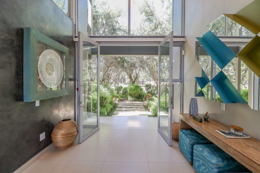 6 Bedroom Property for Sale in The Islands Estates North West